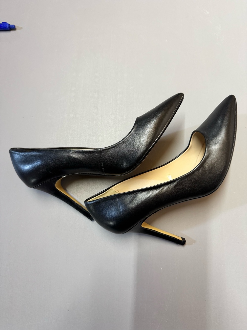 Jess Black Pointed-Toe Women’s Pumps - Picture 2 of 4